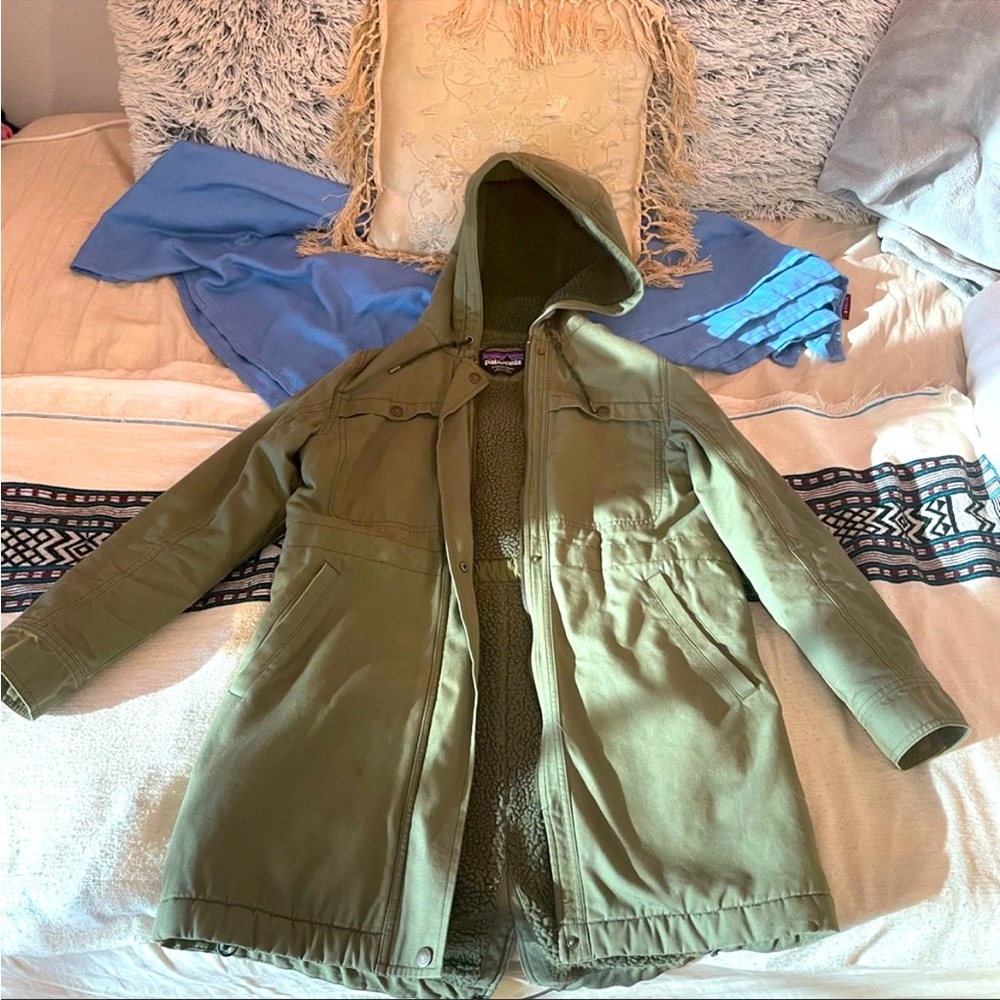 Small Patagonia Fleece Trench